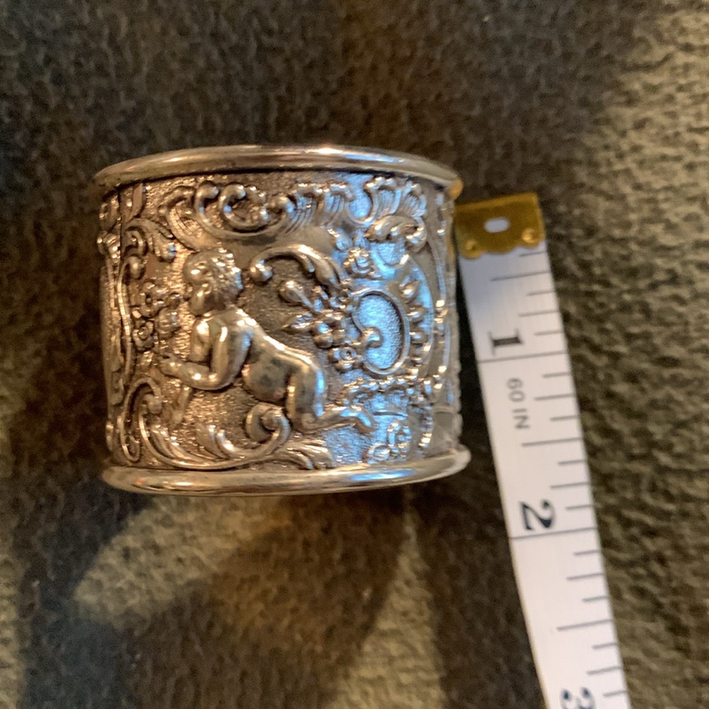 Regal Reproductions of Corbell silver plated napkin ring pair in original box - Picture 5 of 15